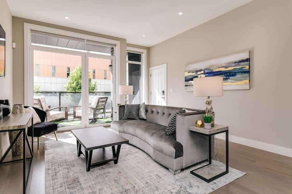 Stunning Duplex Condo #1 - Downtown River North Chicago Exterior foto